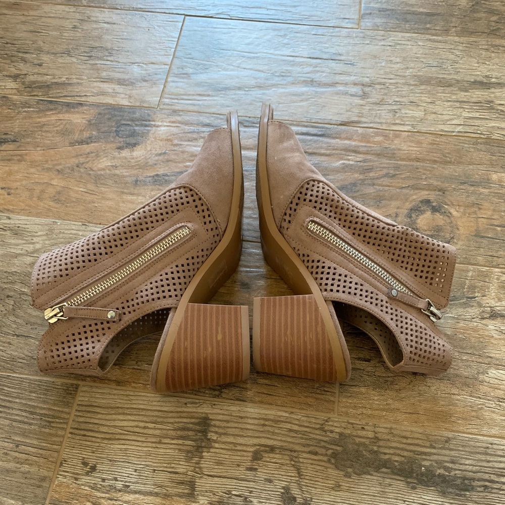 Forever 21 Pinky-Nude Booties
